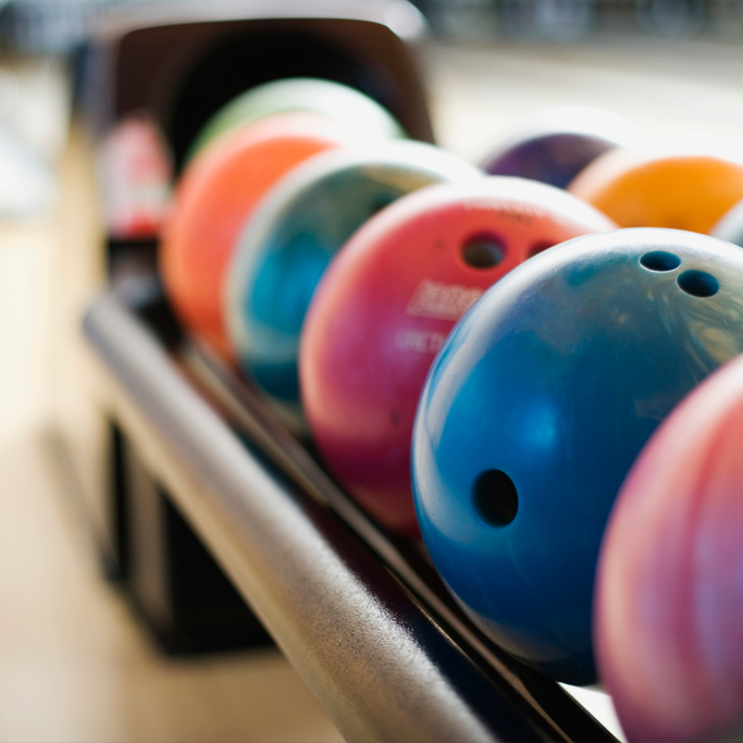 3 Common Mistakes To Avoid When Buying Bowling Balls on eBay and Facebook Marketplace (And Why Buying Bowling Balls On The Internet Is Creepy Business)