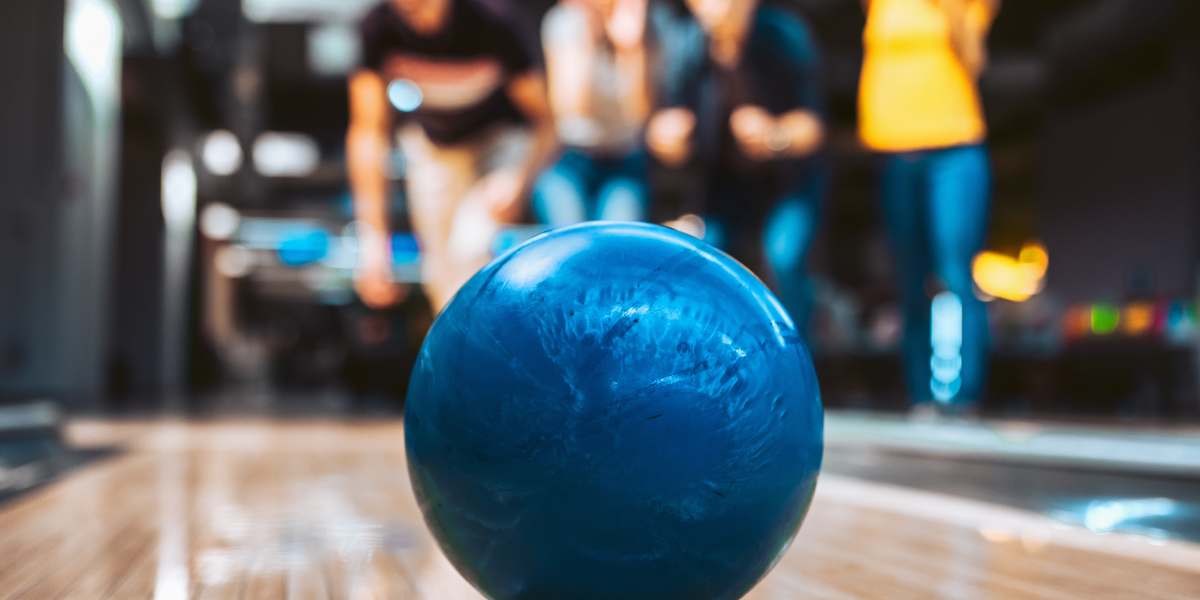 The Advantages of Joining a Bowling League —